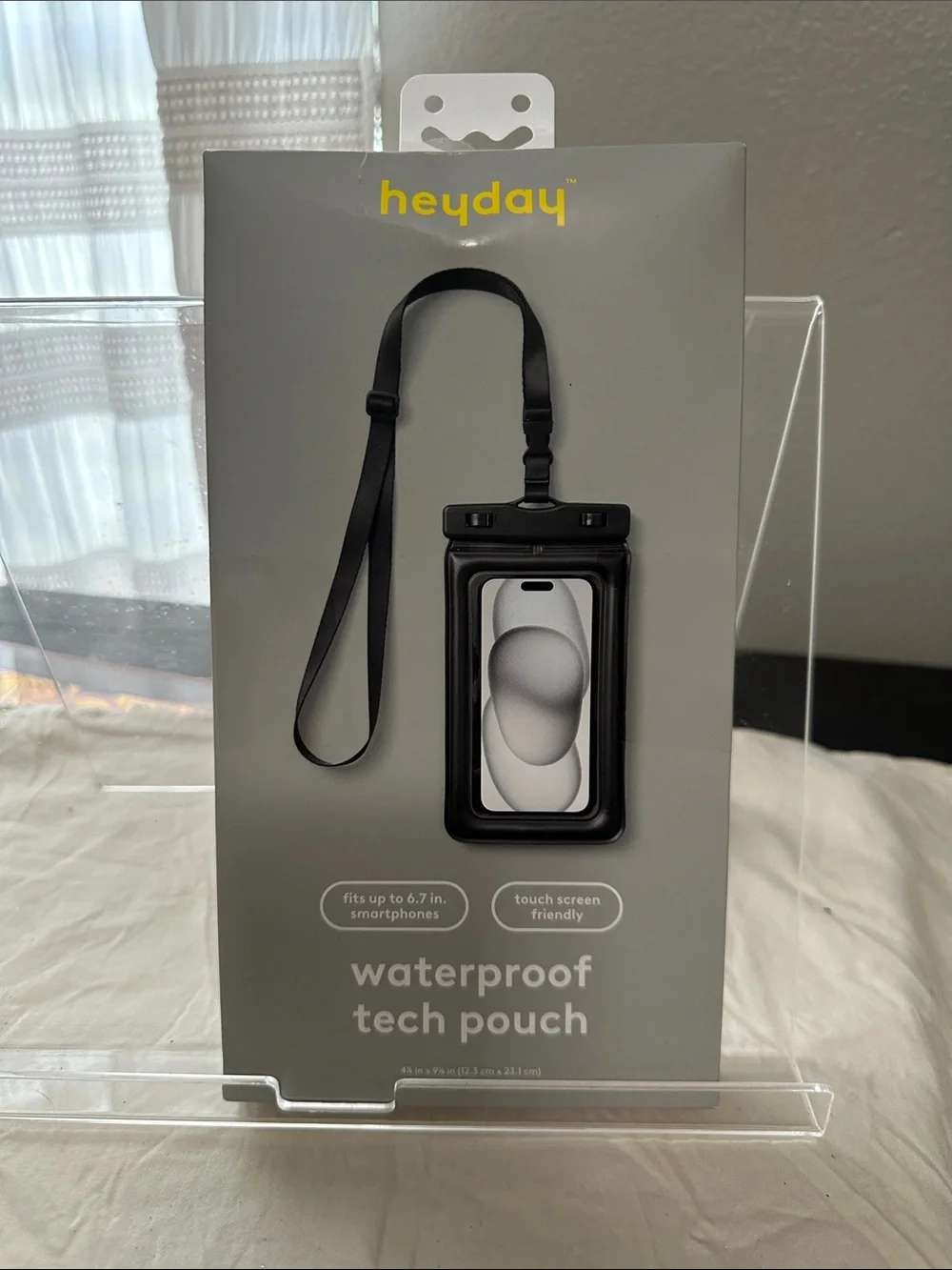 heyday Black Waterproof Tech / Phone Pouch with Adjustable Neck Strap NWT